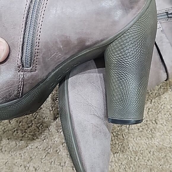 Ecco Grey Leather Ankle Boots Sz 9US or 39 - Picture 5 of 9